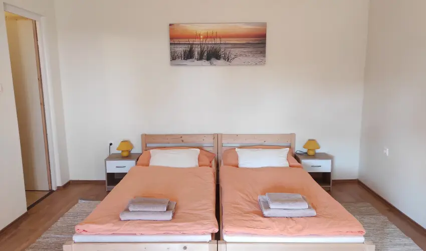 Montana Vendghz Balatonederics - Hsvt (min. 2 j)