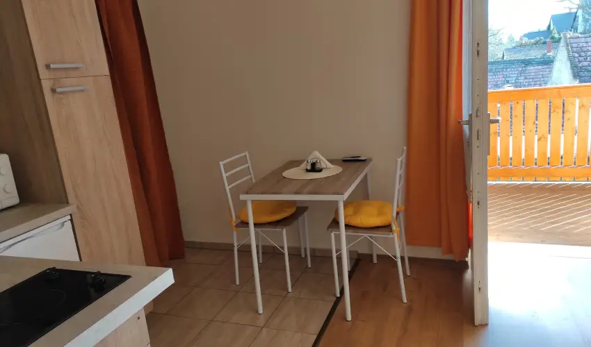 Montana Vendghz Balatonederics - Hsvt (min. 2 j)