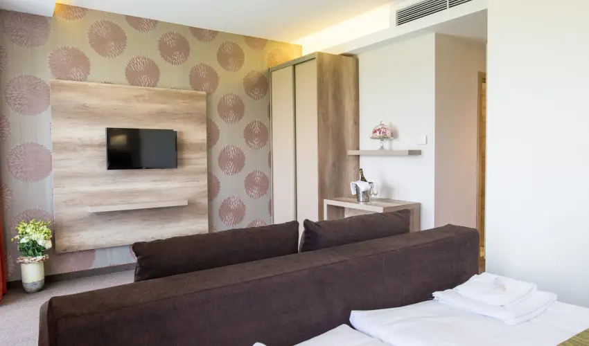 Ndas T Park Hotel Vasad - Hsvt (min. 3 j)