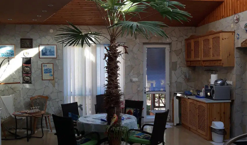 Napsugr Kenzy Lux Apartman Vendghzak Hajdszoboszl - Hsvt (min. 2 j)