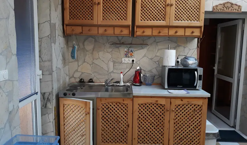 Napsugr Kenzy Lux Apartman Vendghzak Hajdszoboszl - Hsvt (min. 2 j)