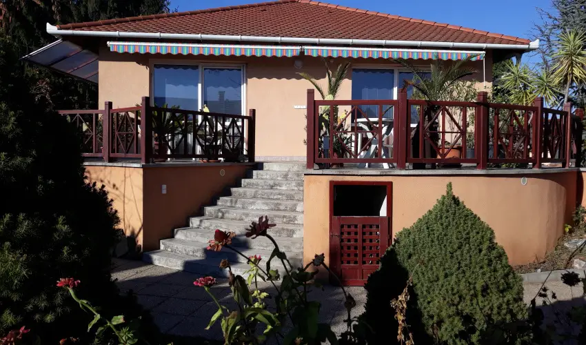 Napsugr Kenzy Lux Apartman Vendghzak Hajdszoboszl - Hsvt (min. 2 j)