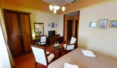 Nelson Hotel Hajd�szoboszl�