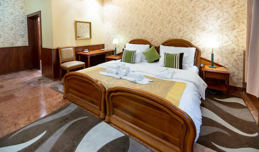 Nyerges Hotel Term�l Monor - H�sv�t 