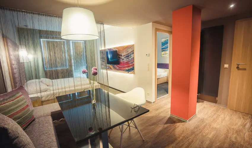 Onyx Luxury Srvr Srvr - Hsvt (min. 2 j)