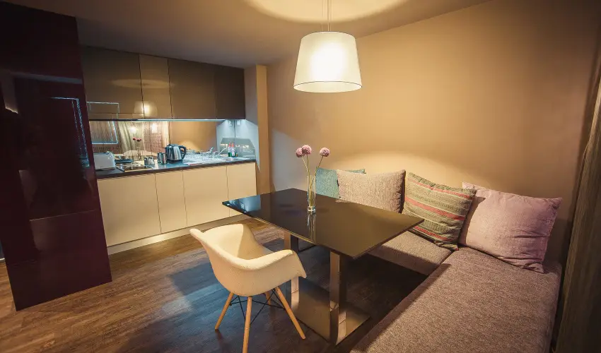 Onyx Luxury Srvr Srvr - Hsvt (min. 2 j)