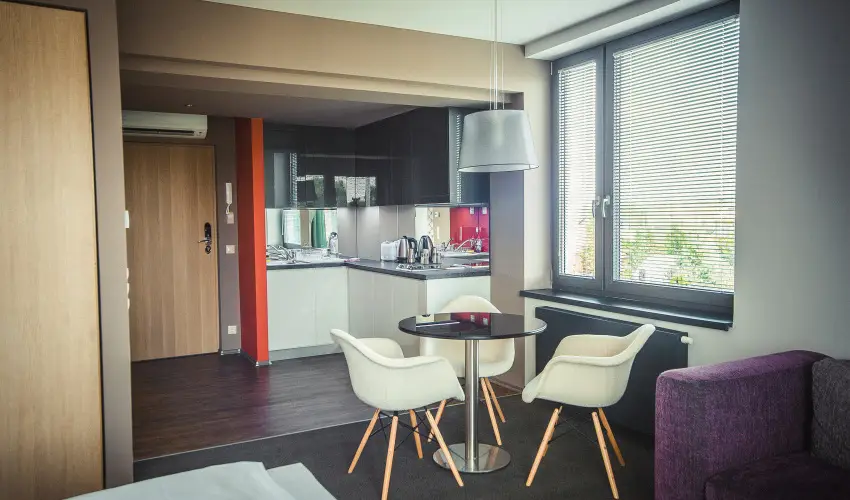 Onyx Luxury Srvr Srvr - Hsvt (min. 2 j)