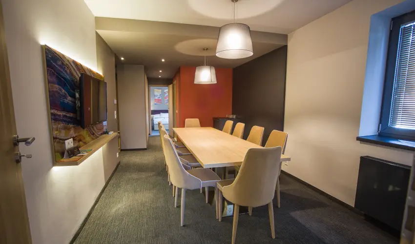 Onyx Luxury Srvr Srvr - Hsvt (min. 2 j)