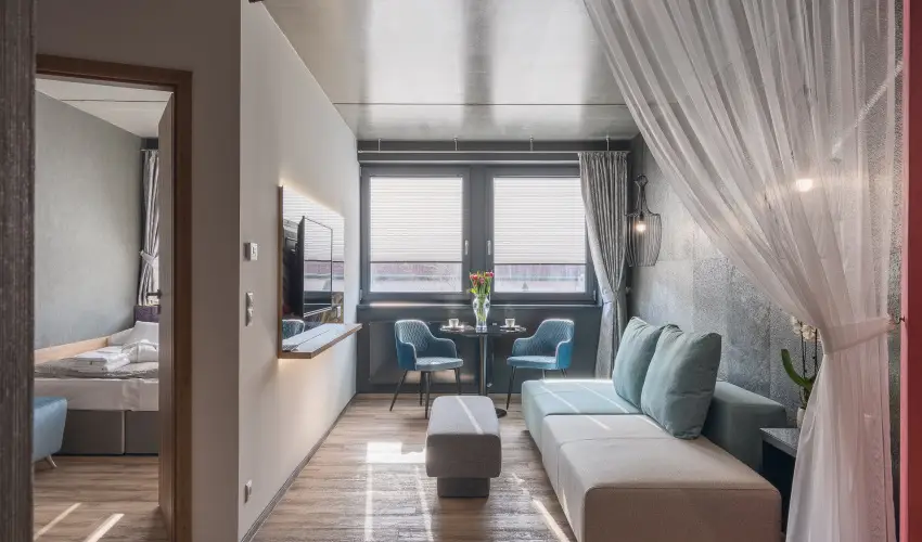 Onyx Luxury Srvr Srvr - Hsvt (min. 2 j)