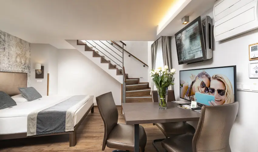 Opera Garden Hotel & Apartments Budapest - Hsvt - teljes elrefizetssel (min. 2 j)