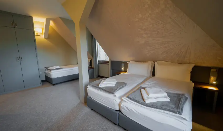 reg Halsz tterem s Fogad Tt - Hsvt 