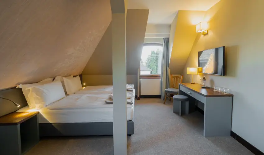 reg Halsz tterem s Fogad Tt - Hsvt 