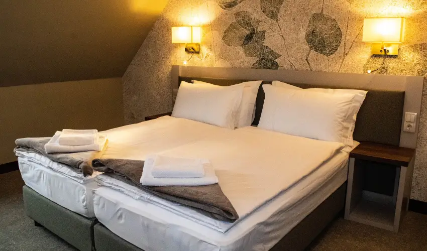 reg Halsz tterem s Fogad Tt - Hsvt 