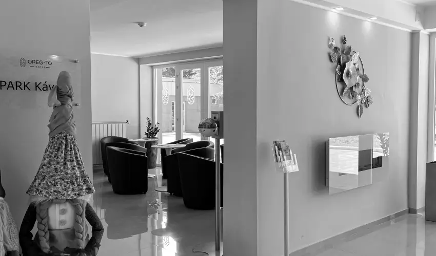 �reg-t� Hotel Tata - H�sv�t 