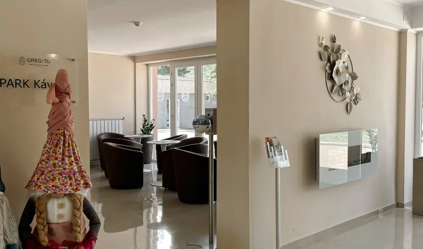 reg-t Hotel Tata - Hsvt 