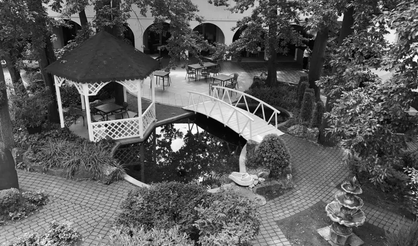 �reg-t� Hotel Tata - H�sv�t 