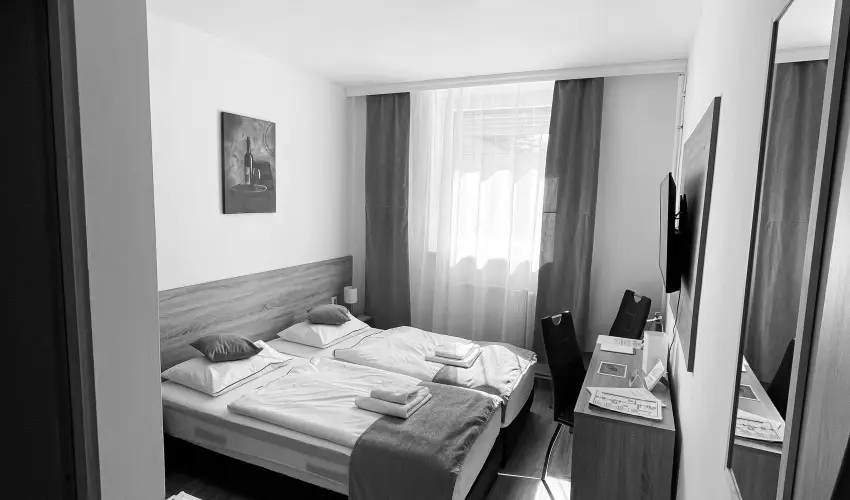 �reg-t� Hotel Tata - H�sv�t 