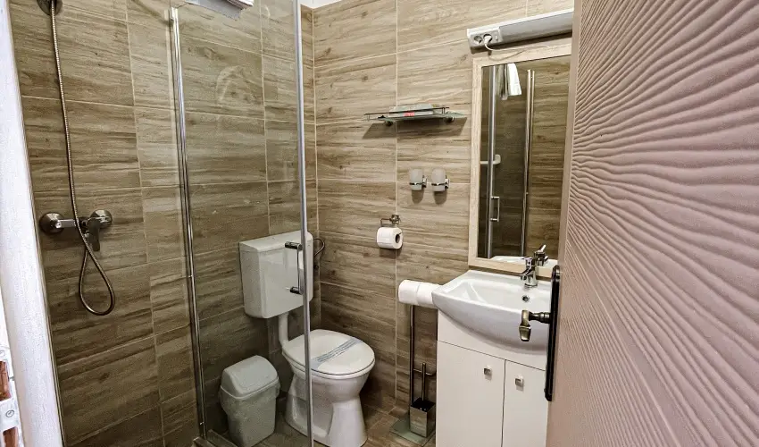 reg-t Hotel Tata - Hsvt 