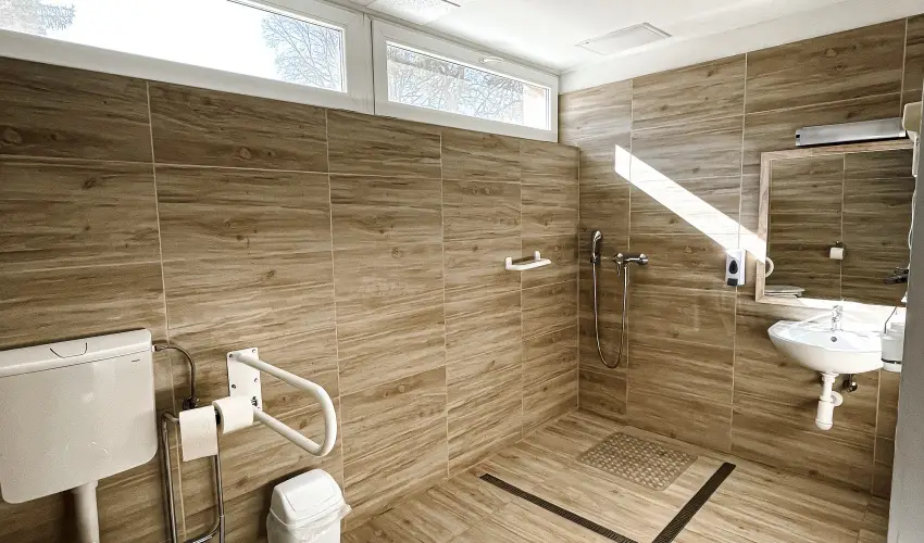 reg-t Hotel Tata - Hsvt 