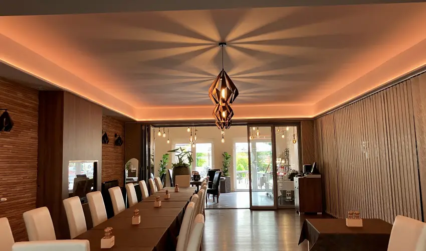 reg-t Hotel Tata - Hsvt 