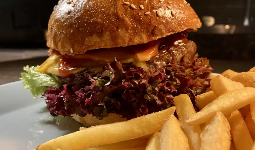 reg-t Hotel Tata - Hsvt 