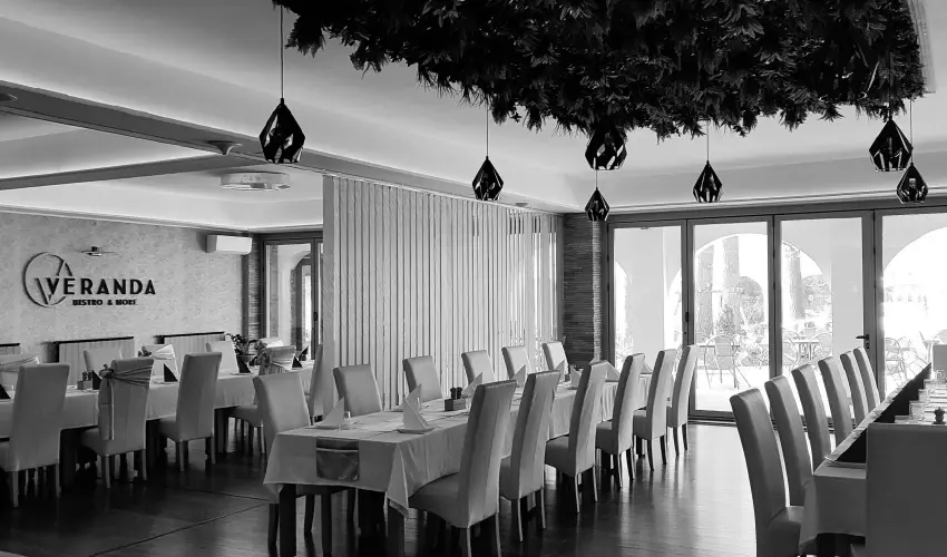 �reg-t� Hotel Tata - H�sv�t 