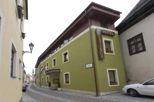 Palatinus Hotel - H�sv�t