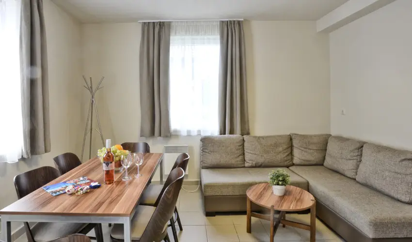 Pandora Zsry Apartmanok Mezkvesd - Hsvt 