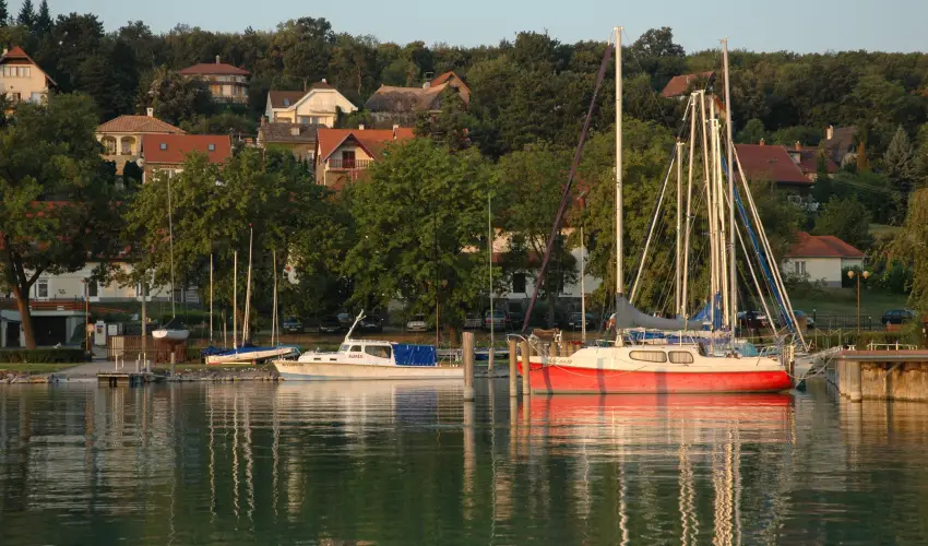 Aquilo Hotel Panoráma Tihany Tihany - Húsvét (min. 2 éj)