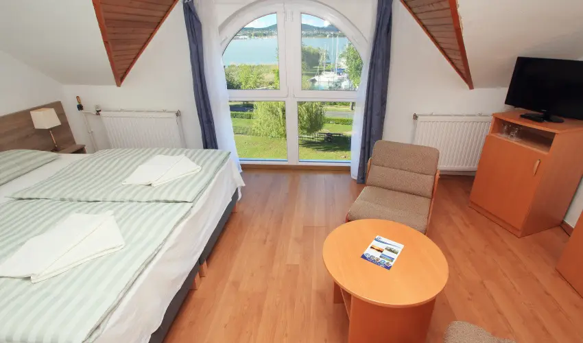 Aquilo Hotel Panoráma Tihany Tihany - Húsvét (min. 2 éj)