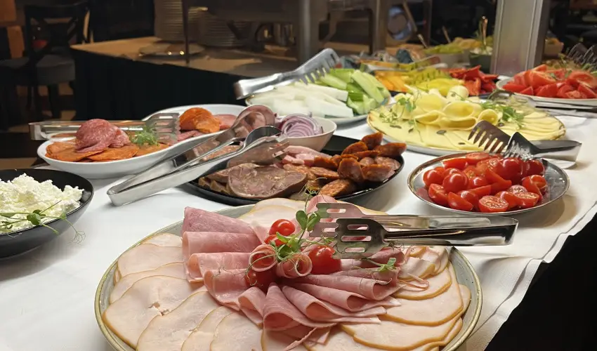 Park Hotel Ambr�zia Hajd�szoboszl� - H�sv�t (min. 3 �j)