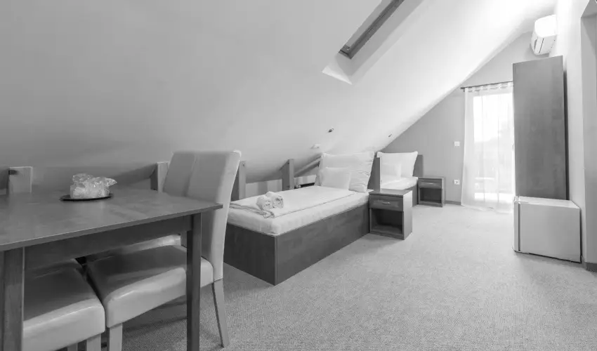 Pelso Panzi� Balatonm�riaf�rd� - H�sv�t - teljes el�refizet�ssel