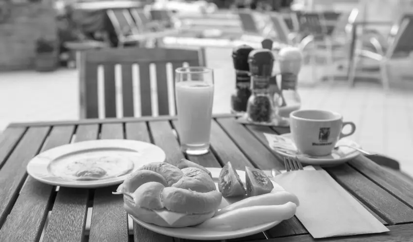 Pelso Panzi� Balatonm�riaf�rd� - H�sv�t - teljes el�refizet�ssel