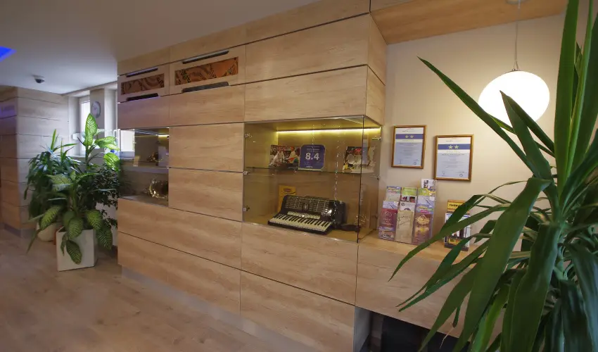 Hotel Vad�szk�rt Sz�kesfeh�rv�r - H�sv�t