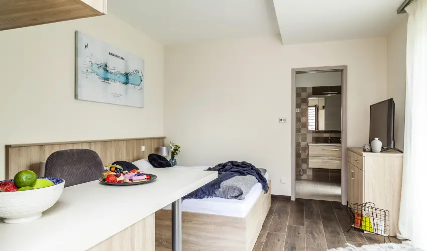 Pilger Vend�gh�z Tihany - H�sv�t (min. 2 �j)