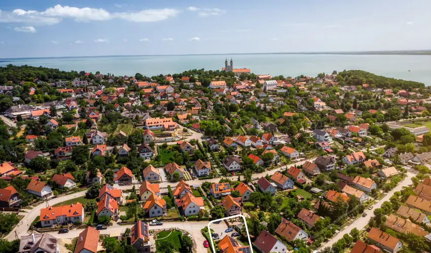 Pilger Vend�gh�z Tihany - H�sv�t (min. 2 �j)