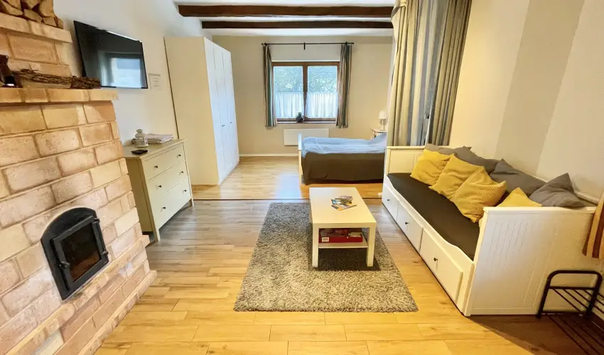 Pilis Lelke Vendghz Pilisszentllek - Hsvt (min. 2 j)