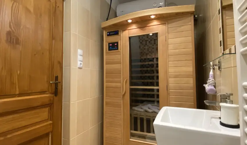 Pilis Lelke Vendghz Pilisszentllek - Hsvt (min. 2 j)