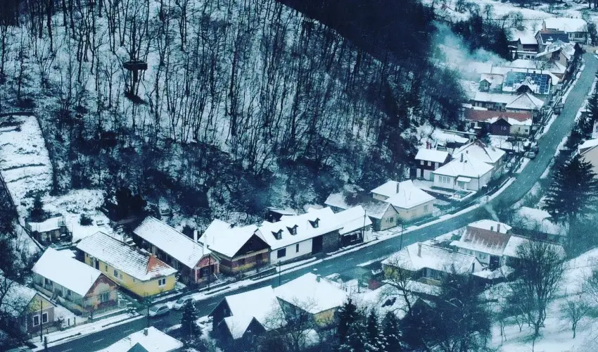 Pilis Lelke Vendghz Pilisszentllek - Hsvt (min. 2 j)