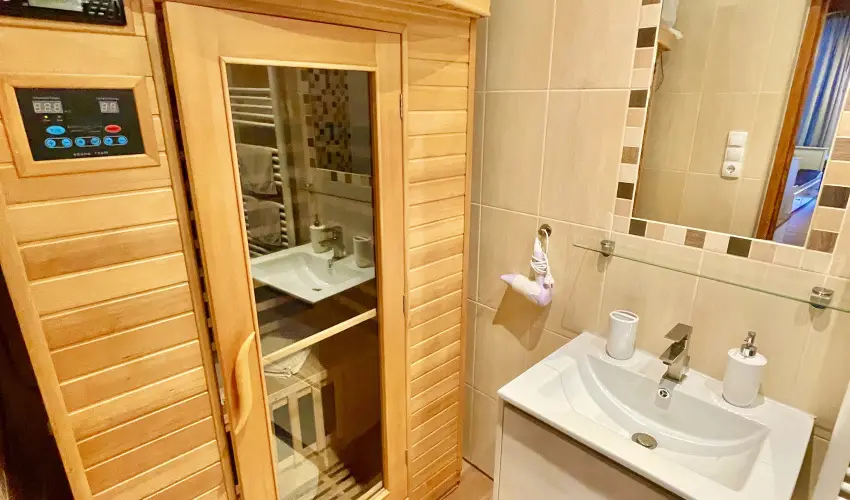 Pilis Lelke Vendghz Pilisszentllek - Hsvt (min. 2 j)