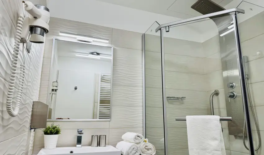 Pl�za Hotel Gyula Gyula - H�sv�t (min. 3 �j)