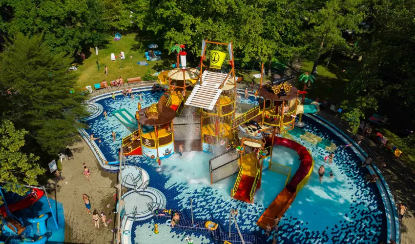 Pl�za Hotel Gyula Gyula - H�sv�t (min. 3 �j)