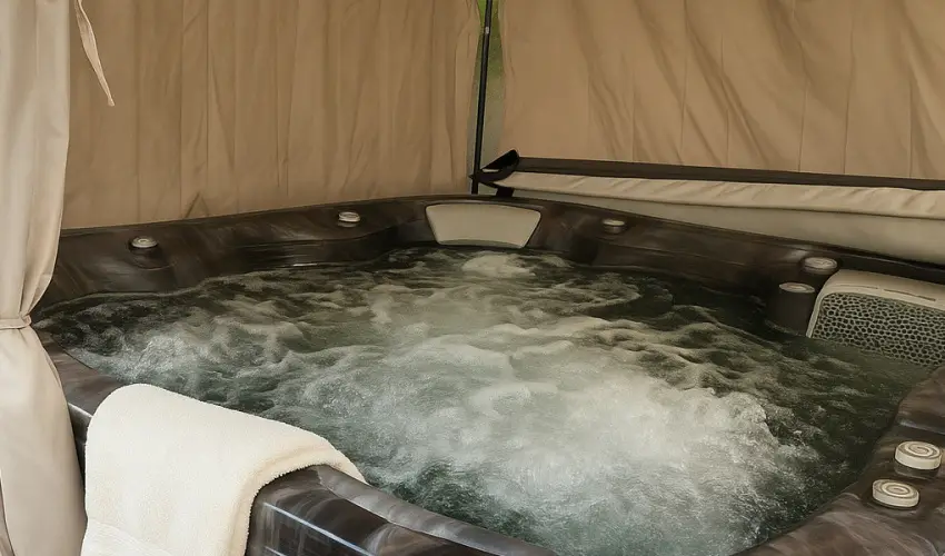 Pl�za Hotel Gyula Gyula - H�sv�t (min. 3 �j)