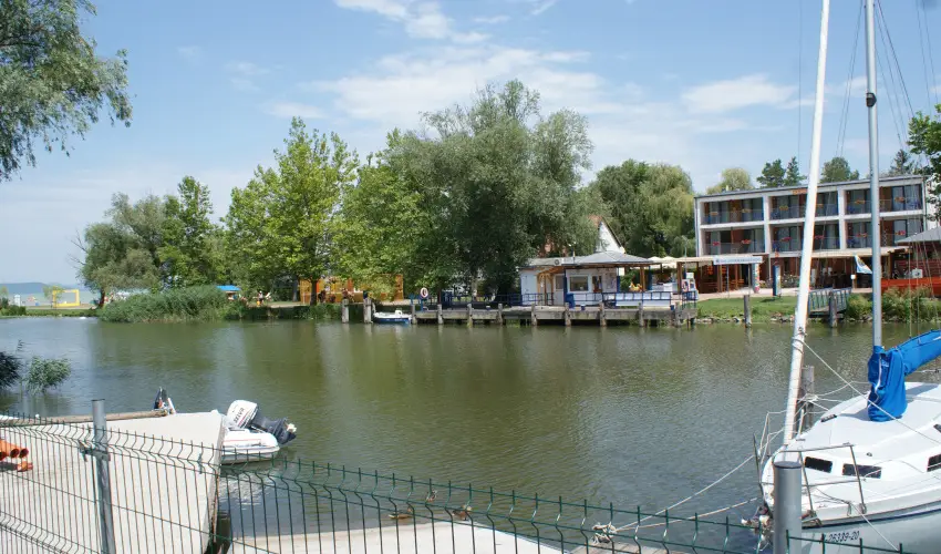 Port tterem & Panzi Balatonmriafrd - Hsvt
