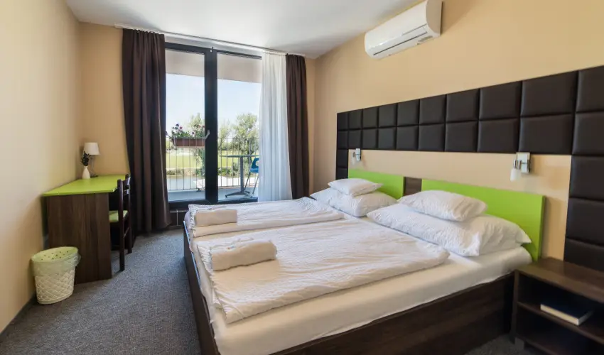 Port tterem & Panzi Balatonmriafrd - Hsvt