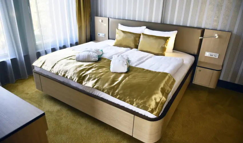 Portobello Wellness & Yacht Hotel Esztergom Esztergom - Hsvt (min. 2 j)