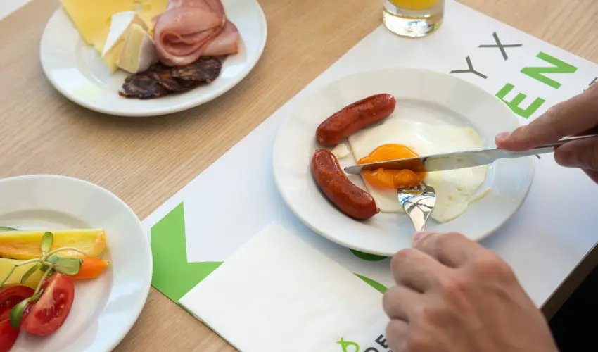 R31 Residence S�rv�r - H�sv�t (min. 2 �j)