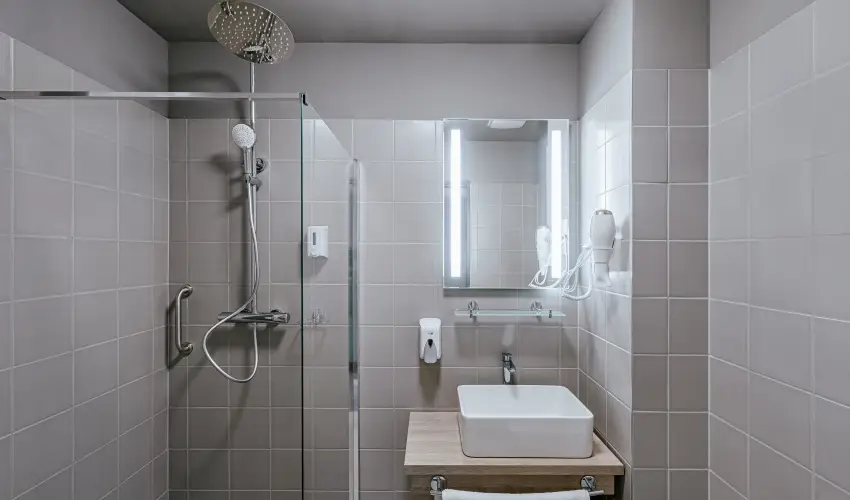 R�k�czi Hotel, T�bor �s Rendezv�nyk�zpont S�toralja�jhely - H�sv�t