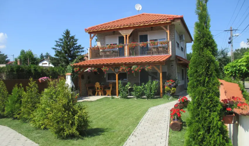 Riviera Apartman Hajdszoboszl - Hsvt (min. 3 j)