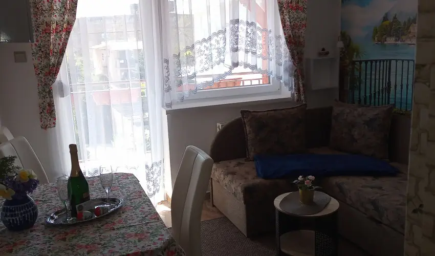 Riviera Apartman Hajdszoboszl - Hsvt (min. 3 j)